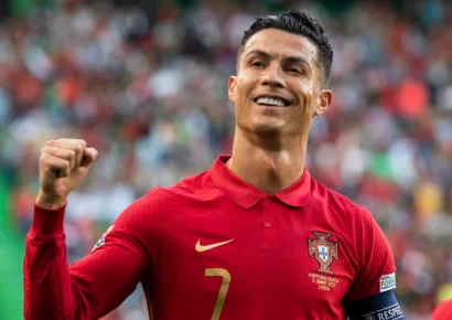 Cristiano Ronaldo recibe premio «El mejor de siempre» en gala de la Liga de Portugal