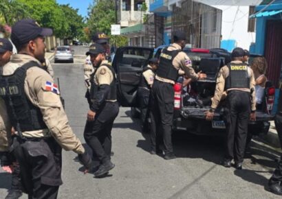 DNCD y Ministerio Público detienen a 30 personas en operativos contra el microtráfico en Puerto Plata
