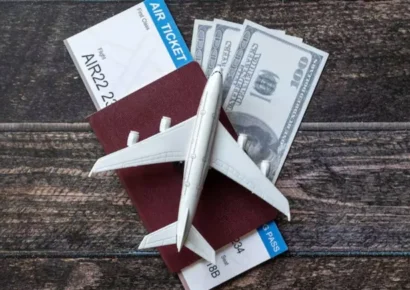 Abinader a la diáspora: “Por ahora no podemos bajar impuestos de vuelos”