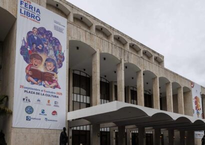Feria del Libro suspende actividades de este viernes por alerta meteorológica