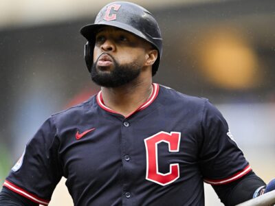 Carlos Santana, nuevo refuerzo de los Cubs rumbo a la postemporada