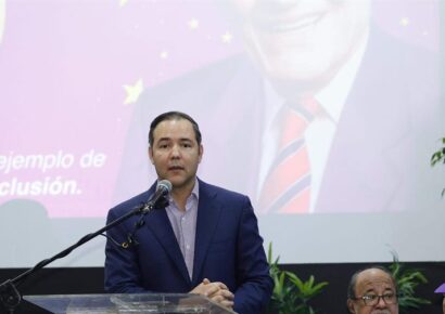 Johnny Pujols exige revelar la situación real de Senasa antes de transferir fondos