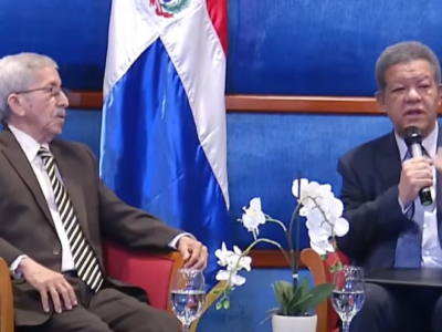 CES entrega a Leonel Fernández informe del diálogo sobre crisis haitiana