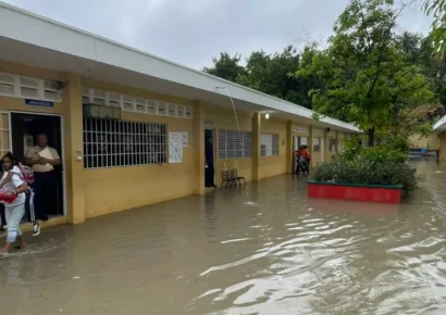 Suspensión de clases en zonas vulnerables por lluvias en RD