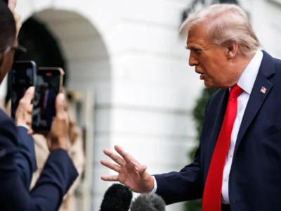 Trump lanza “última advertencia” a Hamás para liberar rehenes israelíes