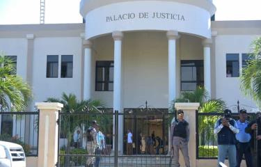 Tribunal de Valverde conocerá este martes medida de coerción contra cinco imputadas por defunciones irregulares