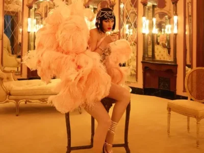 Taylor Swift rompe récord histórico de ventas con “The Life of a Showgirl” y supera a Adele