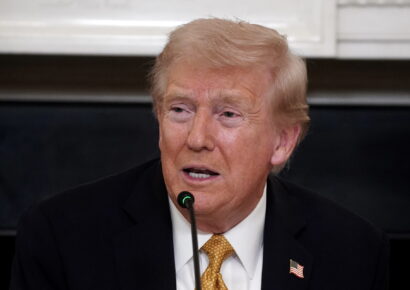 Trump niega envío de bombarderos cerca de Venezuela: “No, es falso”