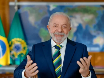 Lula destaca firmeza de Brasil ante aranceles de Trump y anuncia acercamiento diplomático
