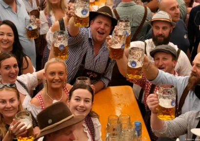 Alerta de explosivos obliga a cerrar Oktoberfest donde se celebra la fiesta de la cerveza más grande del mundo