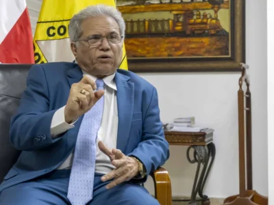 Gobierno y CMD acuerdan aumento para médicos pensionados a partir de 2026