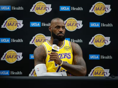 Fanático de los Lakers demanda a LeBron James por confuso anuncio que creyó marcaba su retiro