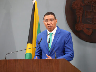 Primer ministro de Jamaica declara al país bajo amenaza ante el paso de la tormenta Melissa