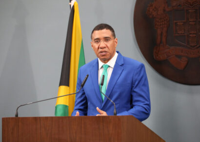 Primer ministro de Jamaica declara al país bajo amenaza ante el paso de la tormenta Melissa