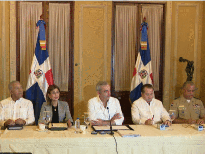 Gobierno reduce jornada y suspende docencia: “La prioridad es resguardar vidas”