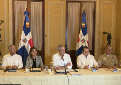 Gobierno reduce jornada y suspende docencia: “La prioridad es resguardar vidas”