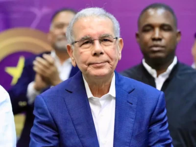 Expresidente Medina advierte que RD no soporta aumento de deuda y pide a Abinader revisar gastos