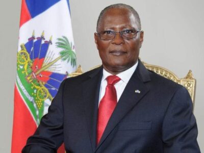 Expresidente de Haití Jocelerme Privert respalda resolución de la ONU para crear fuerza antipandillas en Haití