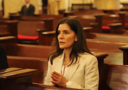 Leah Francis Campos inicia gestión como embajadora en RD con visita a la Catedral