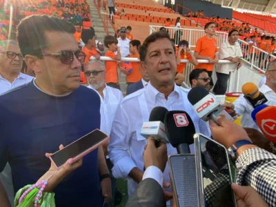 Manuel Estrella cuestiona avances en turismo de Santiago pese a millonaria inversión del Estado