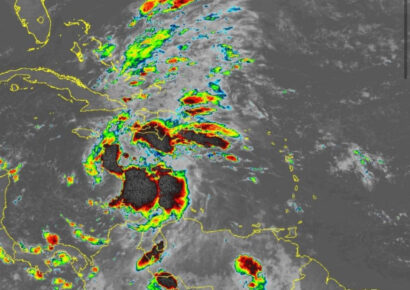 El Huracán Melissa Continuará Afectando al País con Fuertes Lluvias y Tormentas Eléctricas este Jueves