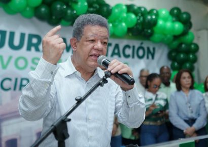 Leonel Fernández acusa al gobierno de hundir al país en criminalidad y advierte que “la gente ya no puede salir tranquila a la calle”