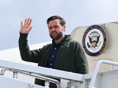 Vicepresidente JD Vance viaja a Israel para supervisar acuerdo de alto al fuego