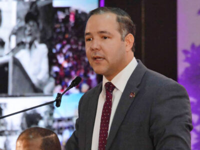 Johnny Pujols llama a redoblar esfuerzos y proclama “¡esa pela va!” rumbo a 2028