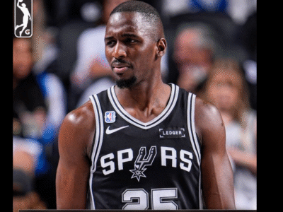 David Jones debuta con el pie derecho en la NBA y marca sus primeros puntos en triunfo ante los Mavericks