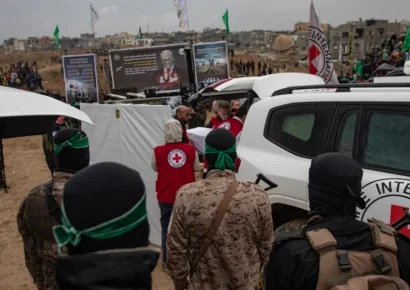 Israel devuelve a Gaza 45 cadáveres de palestinos tras entrega de cuerpos de rehenes