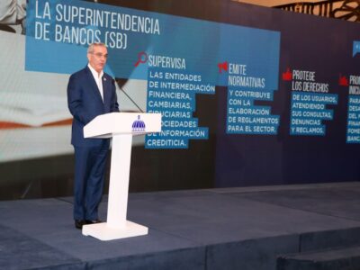 Abinader resalta solidez del sistema financiero y llama a promover inclusión por Día de la Parálisis Cerebral