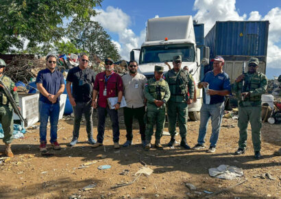 Medio Ambiente y SENPA realizan operativo de inspección y detienen operaciones de tienda de repuesto por violar Ley 64-00