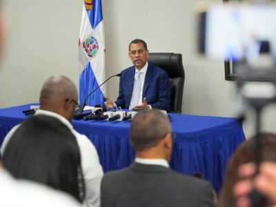 Indotel alerta sobre desinformación: 56 % no distingue noticias falsas