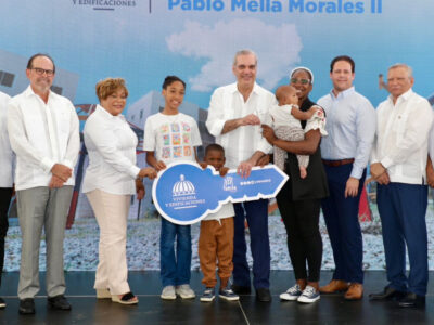Presidente Abinader entrega 95 nuevas viviendas en Pedro Brand y refuerza acceso a un hogar digno