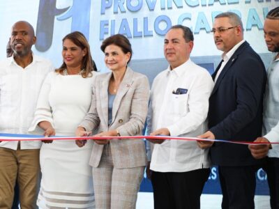 Raquel Peña entrega escuela en Pedro Brand y emergencia hospitalaria en La Romana