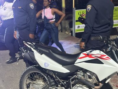 Politur realiza operativo nocturno en Las Terrenas contra prostitución y arrabalización