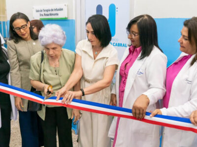 Primera Dama inaugura Sala de Infusión Ambulatoria y área de aislamiento en Hospital Robert Reid Cabral
