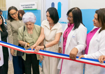 Primera Dama inaugura Sala de Infusión Ambulatoria y área de aislamiento en Hospital Robert Reid Cabral