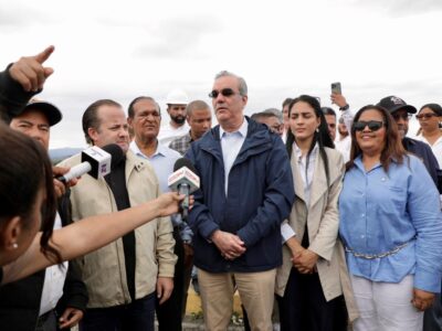 Abinader verifica niveles de presas ante paso de Melissa en Hatillo, Monción, Taveras y Rincón