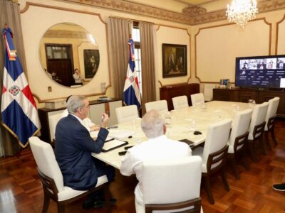 Abinader coordina con gobernadoras respuesta tras paso de Melissa