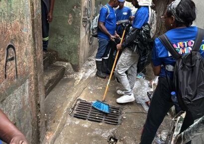 Brigadistas de la Alcaldía del DN siguen en las calles desde las 5:00 a.m. mitigando efectos de las lluvias