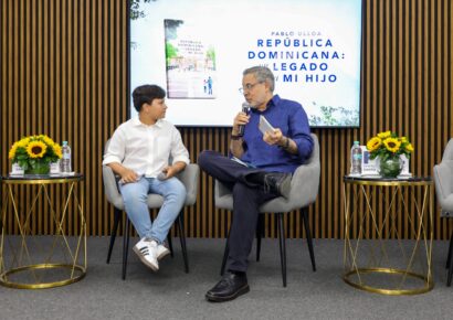 Pablo Ulloa pone en circulación libro República Dominicana: un legado para mi hijo