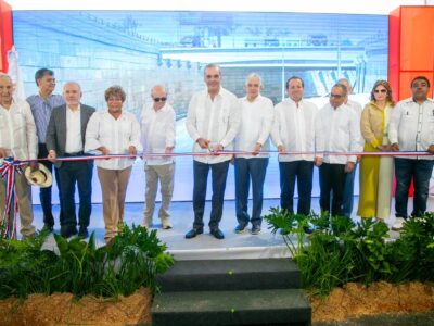 El nuevo paso a desnivel en la intersección de la avenida Isabel Aguiar con la 27 de Febrero ya es una realidad