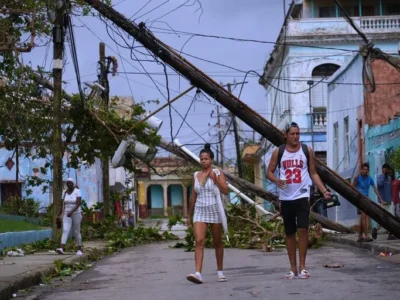 Huracán Melissa deja al menos cuatro muertos en Jamaica; Saint Elizabeth, la zona más devastada