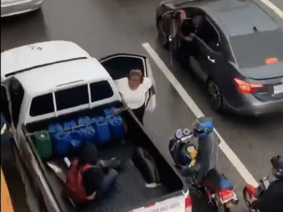 Motorista cae desde elevado en la 27 de Febrero: “Aterrizó sobre una camioneta en marcha”