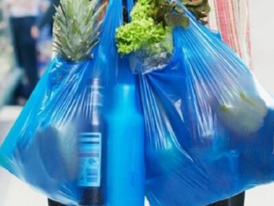 Comercios incumplen prohibición de fundas plásticas pese a vencimiento legal