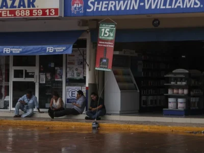 México restablece 100 % de la electricidad tras lluvias catastróficas