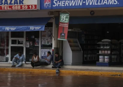 México restablece 100 % de la electricidad tras lluvias catastróficas