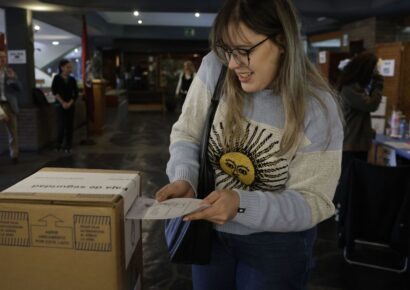 Abren los centros de votación en Argentina para elecciones legislativas
