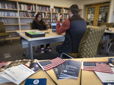 EE. UU. elimina pagos físicos en trámites migratorios: “Solo se aceptan métodos electrónicos”